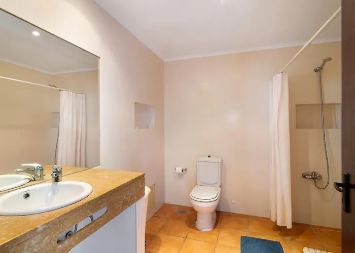 Aveiros 빌라 알부페이라